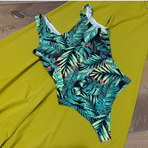Tropical print sleeveless bodysuit size L - Picture 10 of 12